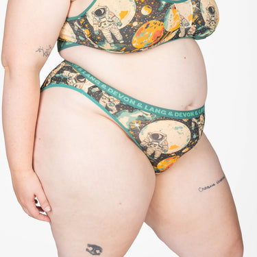 Katrina French Bikini | Cosmic Quest