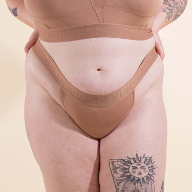 Bria V-Thong - Bronze